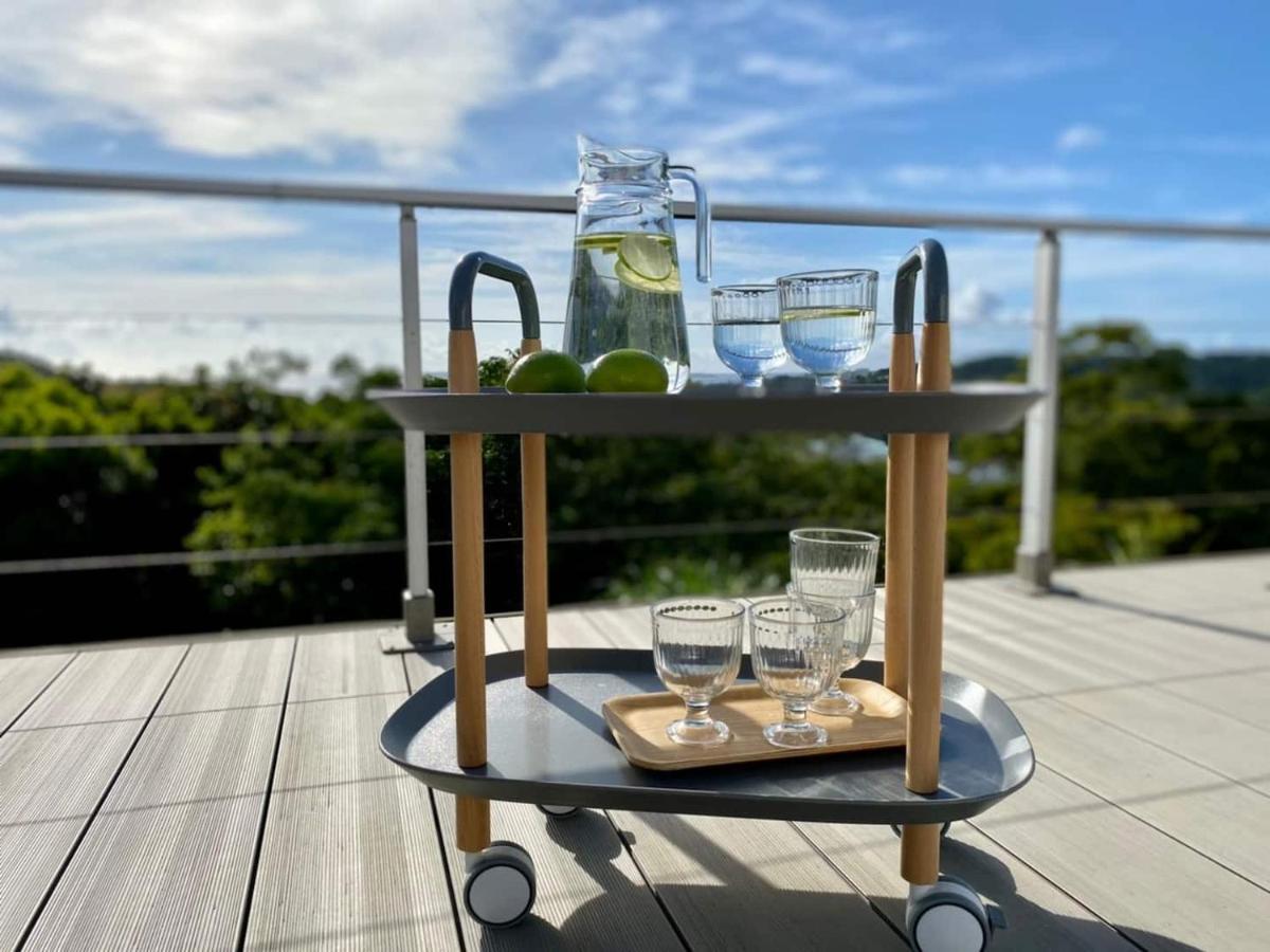 Terrace *